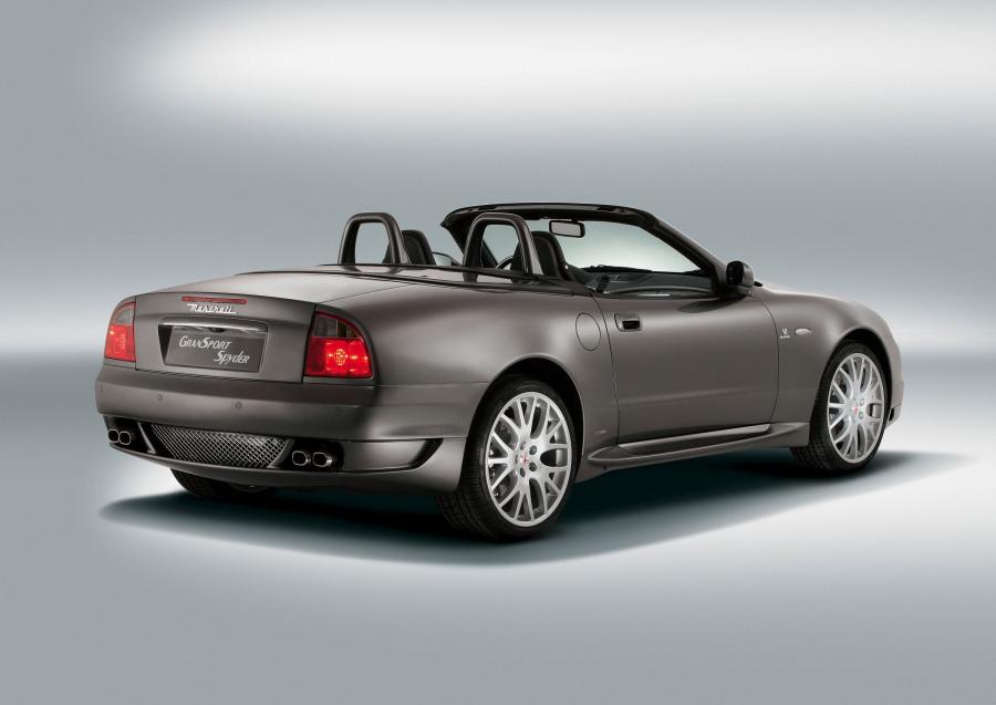  Maserati GranSport 2004 года  (фото 4 из 12)